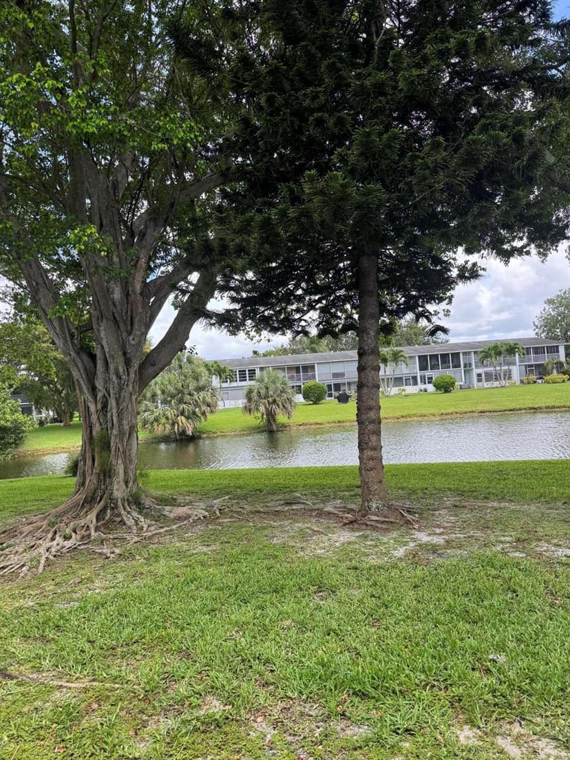 463 Tilford V # 463, Deerfield Beach FL 33442