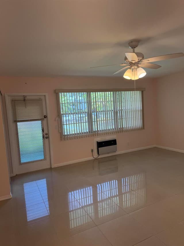 463 Tilford V # 463, Deerfield Beach FL 33442 - Deerfield Beach, FL - Photo 5