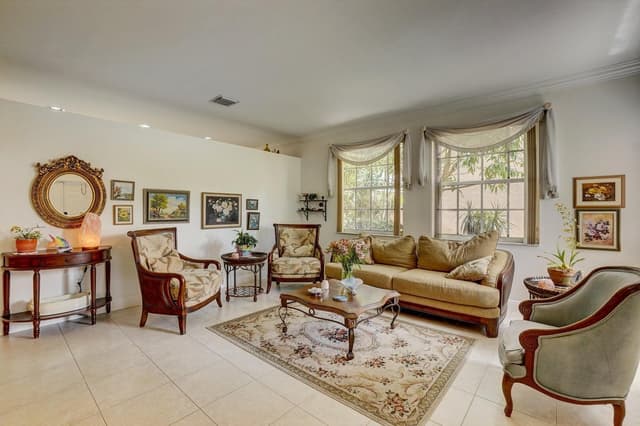 6139 Branchwood Drive, Lake Worth FL 33467 - Lake Worth, FL - Photo 5