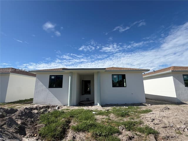 340 NW 11th St, Pompano Beach FL 33060 - Pompano Beach, FL - Photo 4