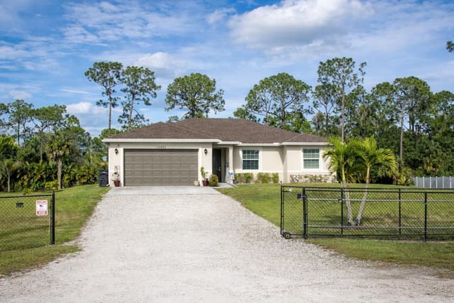 12601 57th Road N, West Palm Beach FL 33411 - West Palm Beach, FL - Photo 2