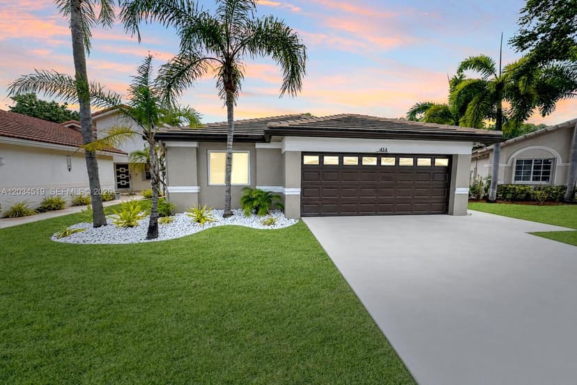 414 SW 177th Ave, Pembroke Pines FL 33029