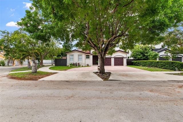 15761 SW 59th Ter, Miami FL 33193 - Miami, FL - Photo 2