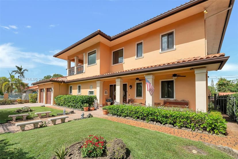 4251 SW 11th St, Miami FL 33134