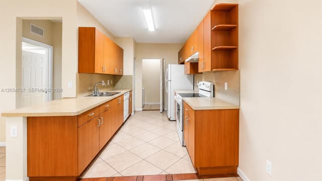 3557 Forest Hill Blvd # 51, Palm Springs FL 33406 - Palm Springs, FL - Photo 5