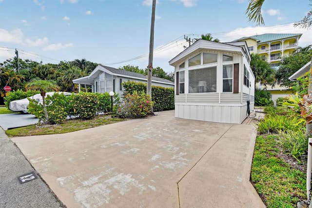 900 Juno Ocean Walk # 2, Juno Beach FL 33408 - Juno Beach, FL - Photo 3
