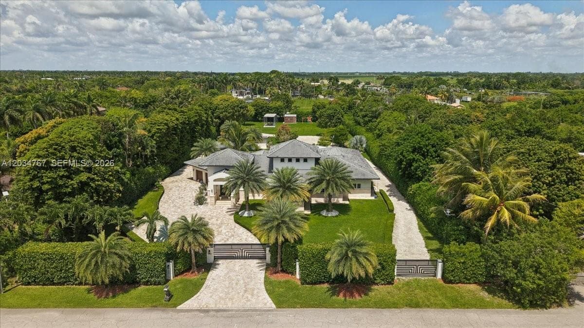 16580 SW 173rd Ave, Miami FL 33187