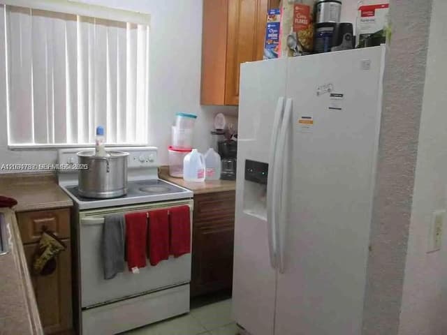 10040 NW 8th Ave, Miami FL 33150 - Miami, FL - Photo 5