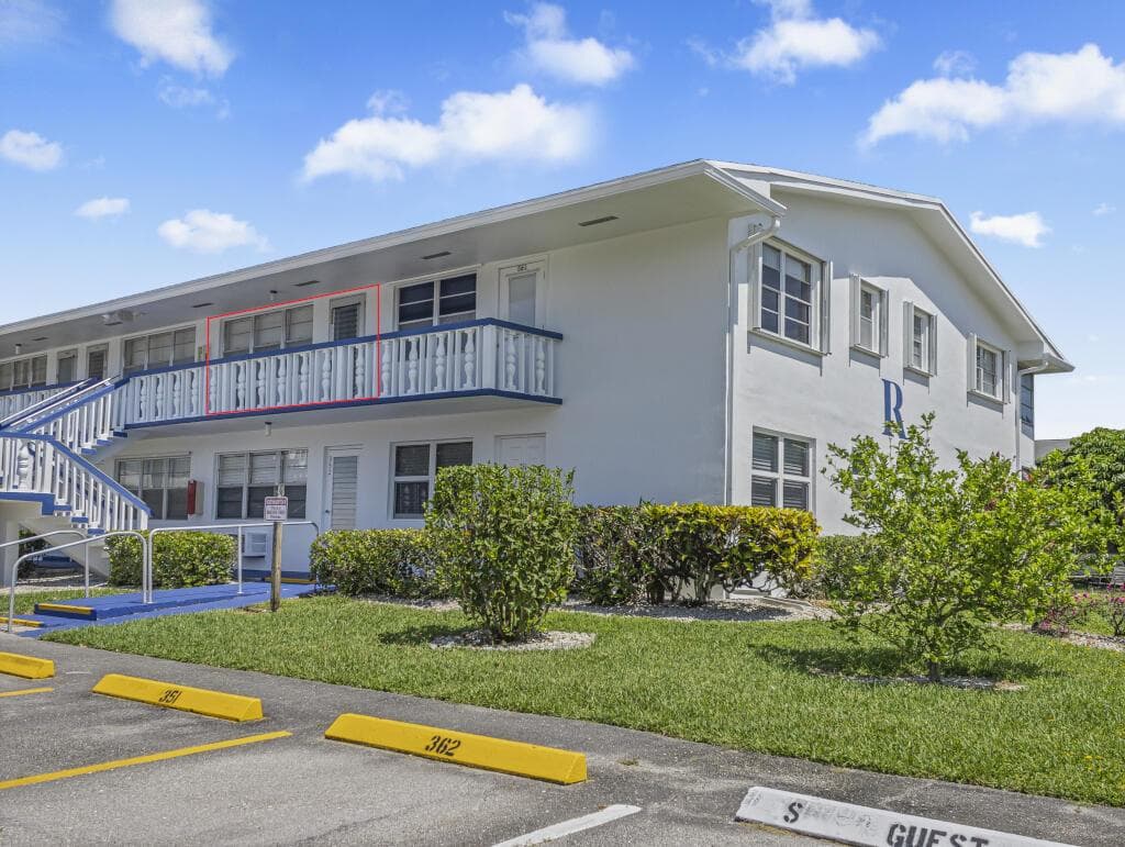 362 Northampton R # 362, West Palm Beach FL 33417 - West Palm Beach, FL - Photo 1