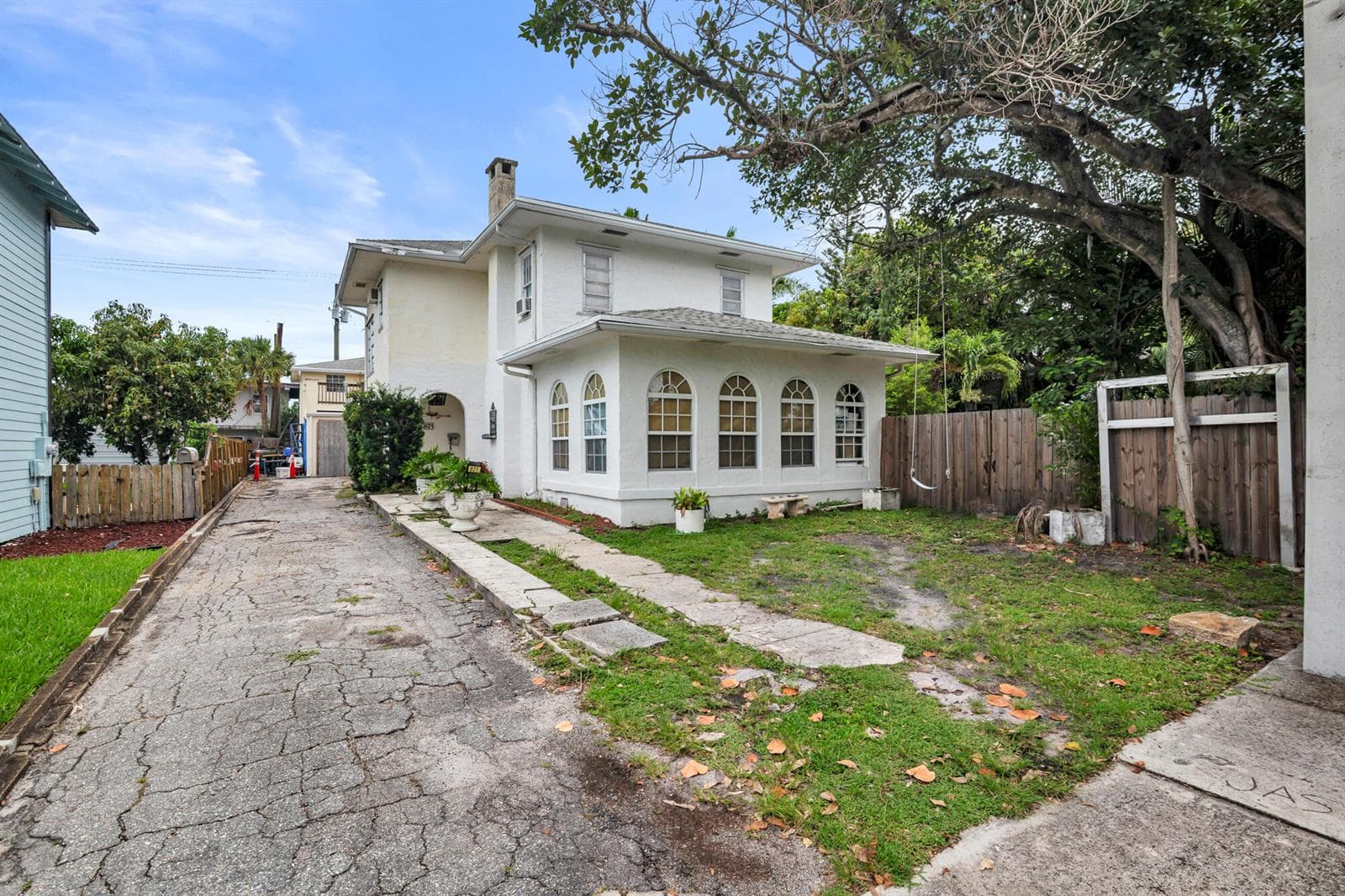 821 Omar Road, West Palm Beach FL 33405