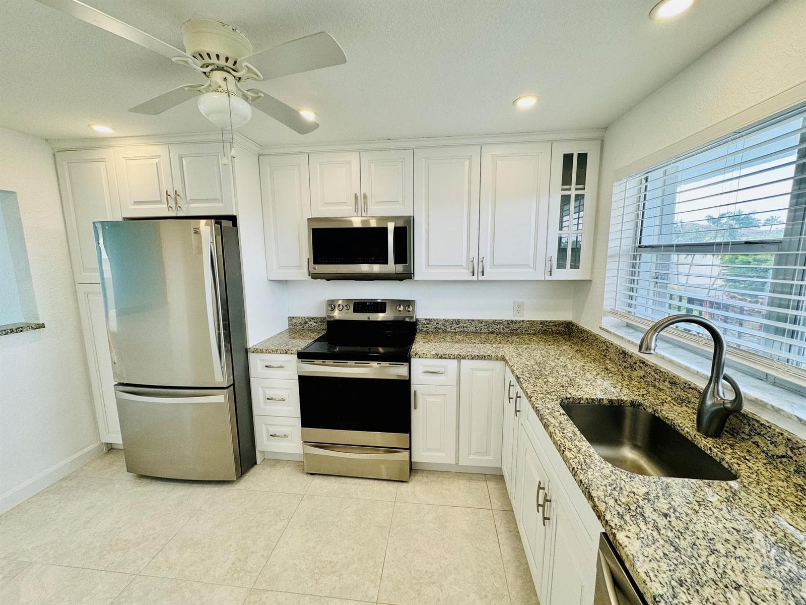 2016 S Federal Highway # 404, Boynton Beach FL 33435