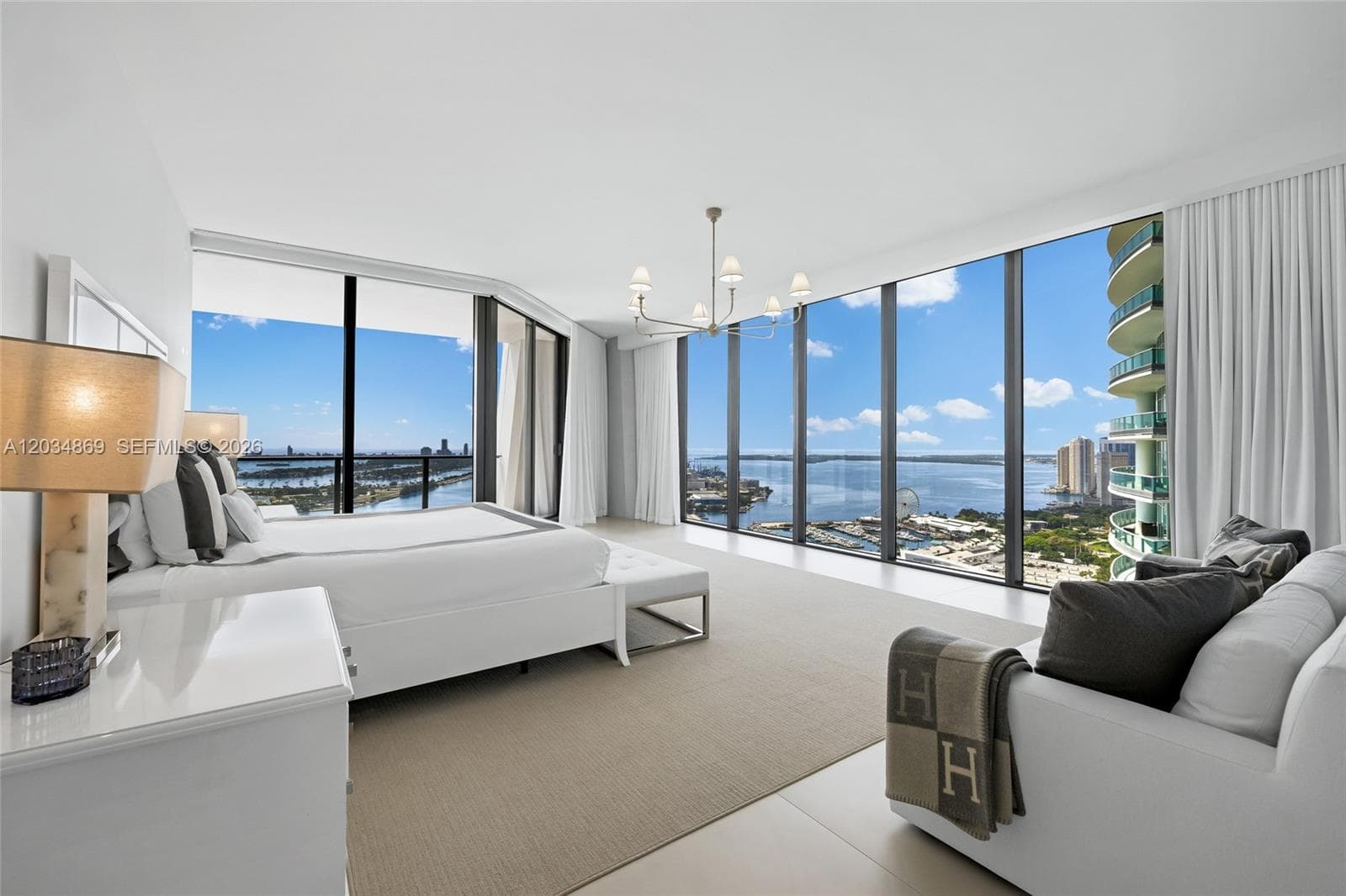 1000 Biscayne Blvd # 3701, Miami FL 33132