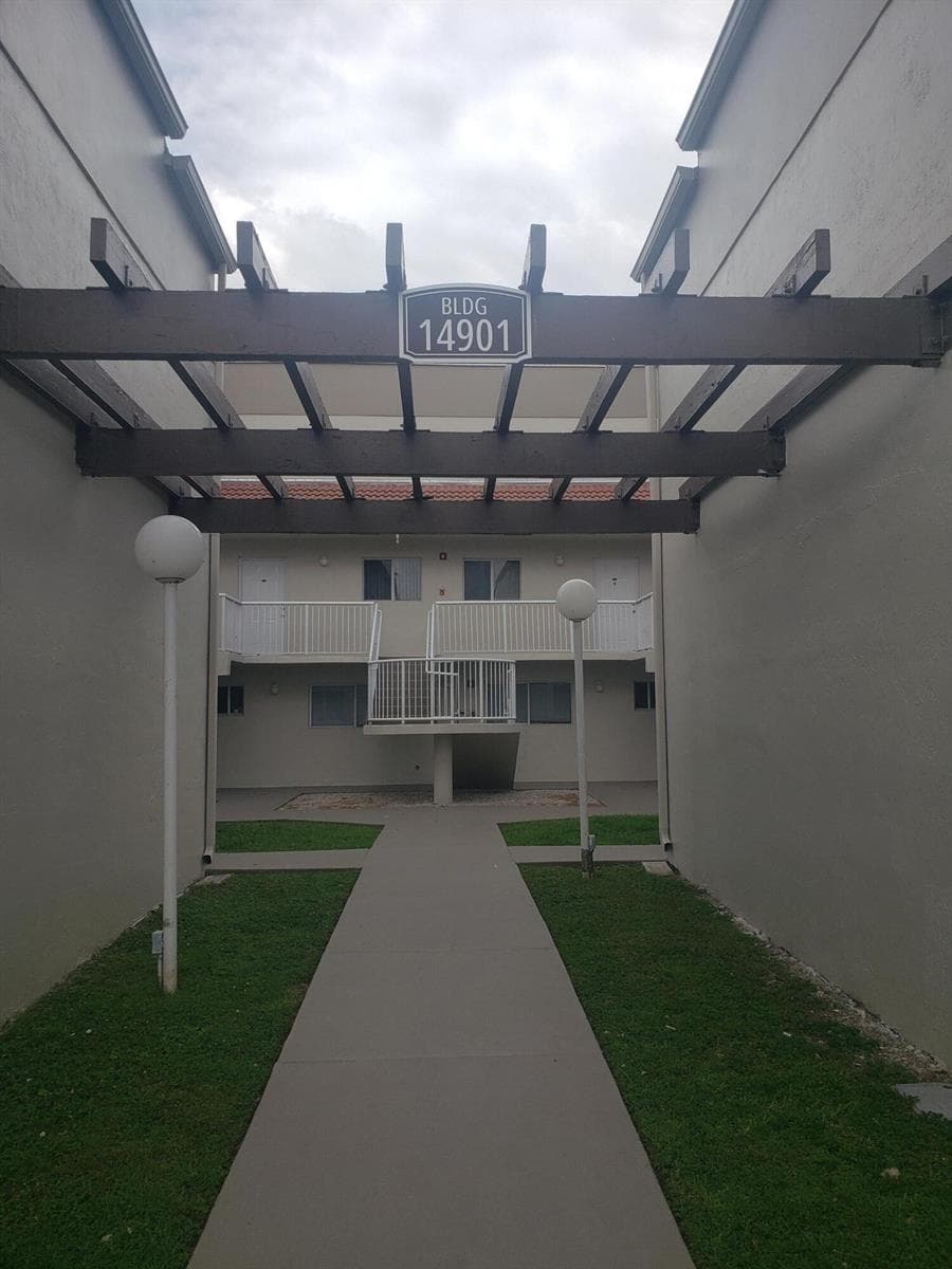 14901 SW 80th Street # 205, Miami FL 33193
