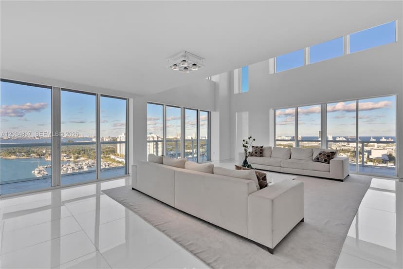 10 Venetian Way, Miami Beach FL 33139