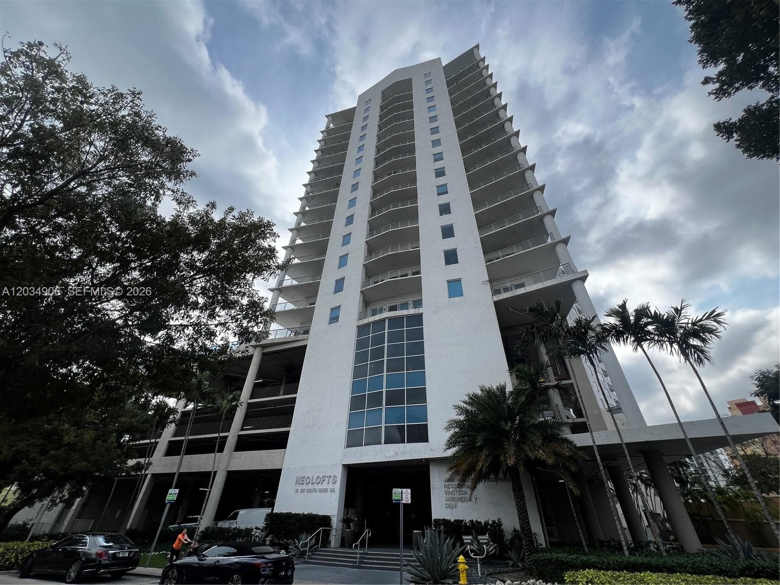 10 SW South River Dr # 812, Miami FL 33130 - Miami, FL - Photo 1