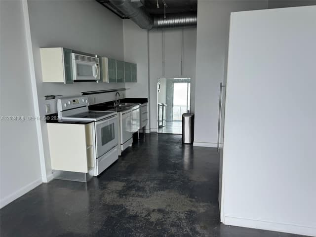 10 SW South River Dr # 812, Miami FL 33130 - Miami, FL - Photo 5