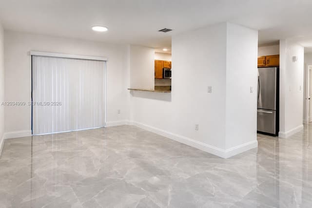 22511 SW 88th Pl # 24, Cutler Bay FL 33190 - Cutler Bay, FL - Photo 4