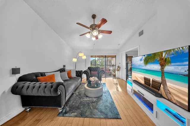 1023 Banks Road # 201, Margate FL 33063 - Margate, FL - Photo 6