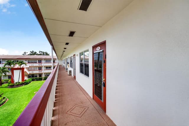 374 Brighton I # 374, Boca Raton FL 33434 - Boca Raton, FL - Photo 5