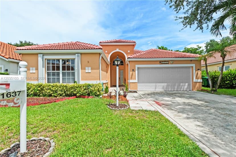 11637 NW 3rd Dr, Coral Springs FL 33071