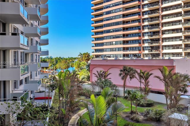 5161 Collins Ave # 310, Miami Beach FL 33140 - Miami Beach, FL - Photo 4