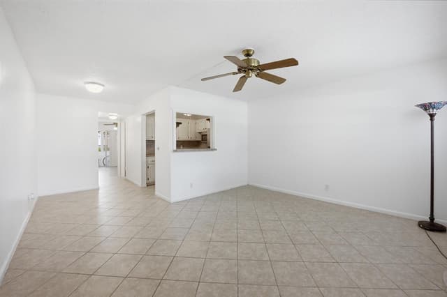 98 E Cambridge E, West Palm Beach FL 33417 - West Palm Beach, FL - Photo 5