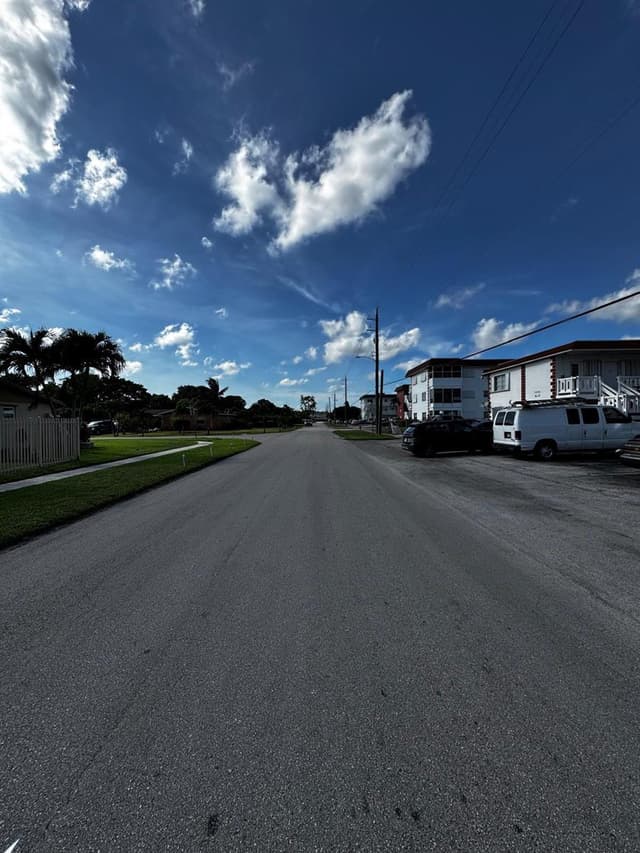 1320 NW 43 Terrace Unit 106, Lauderhill FL 33313 - Lauderhill, FL - Photo 3