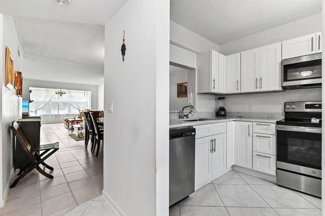 2860 SW 22nd Avenue # 4040, Delray Beach FL 33445 - Delray Beach, FL - Photo 5