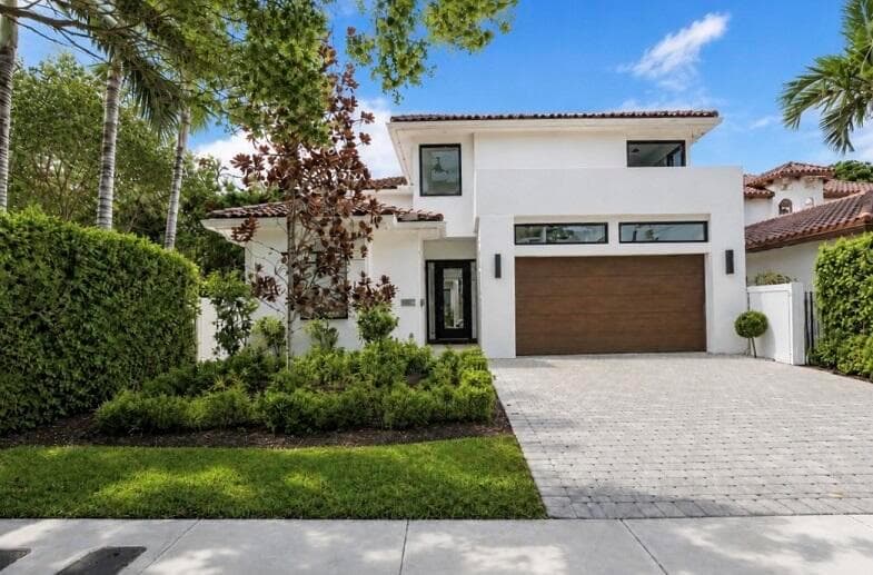 918 SE 8th Street, Fort Lauderdale FL 33316