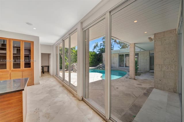 111 S Hibiscus Dr, Miami Beach FL 33139 - Miami Beach, FL - Photo 6