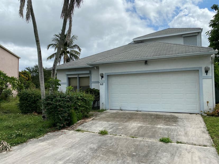 62 Willow Circle, Boynton Beach FL 33436