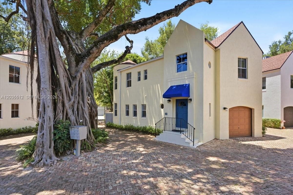 2917 Jackson Ave, Miami FL 33133