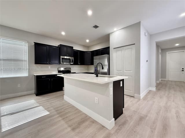 2159 SE 1st St, Homestead FL 33033 - Homestead, FL - Photo 4