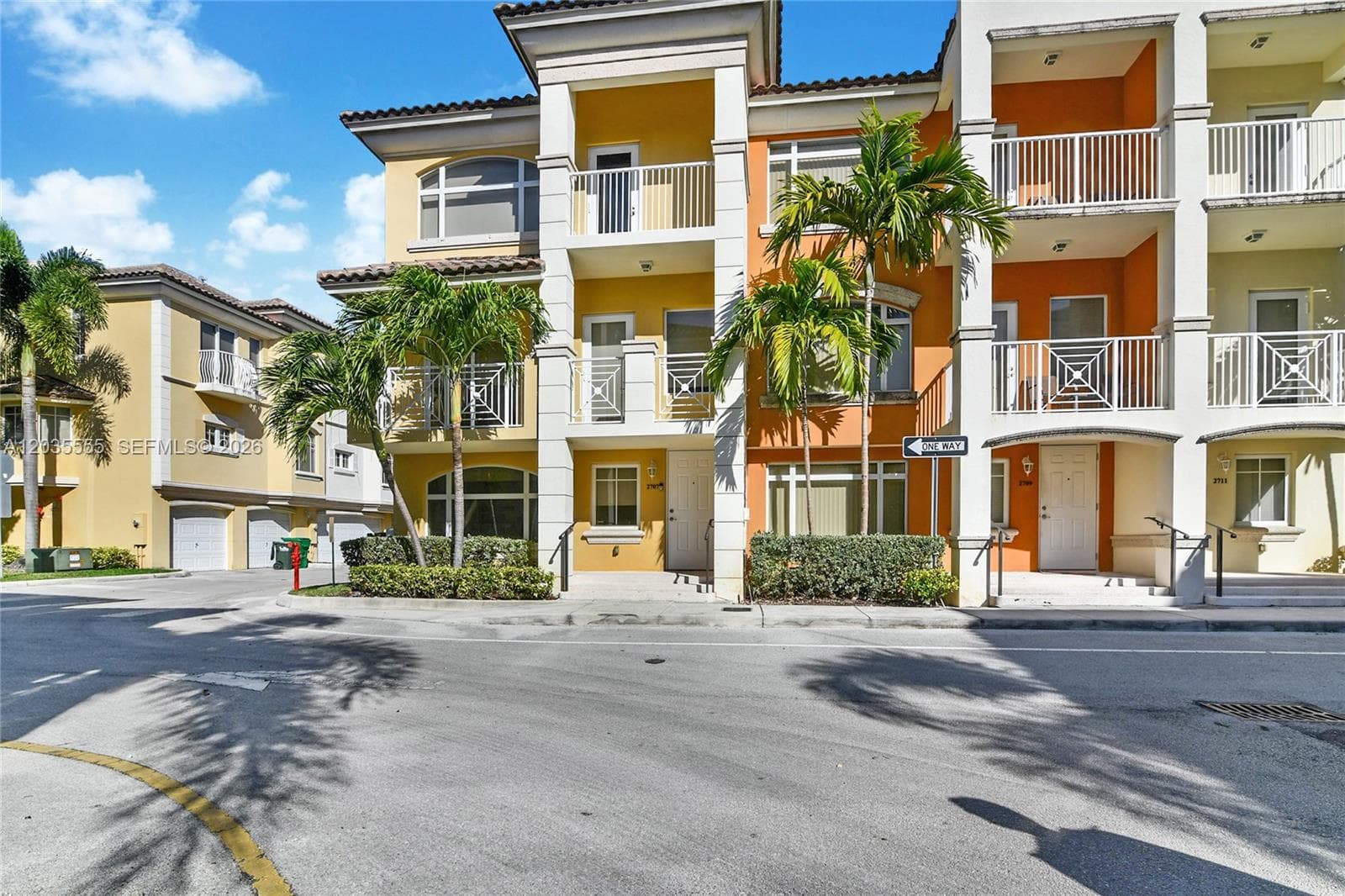 2707 NE 184th Ter, Aventura FL 33160 - Aventura, FL - Photo 1