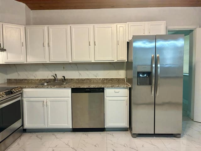 3630 SW 46th Avenue, West Park FL 33023 - West Park, FL - Photo 6