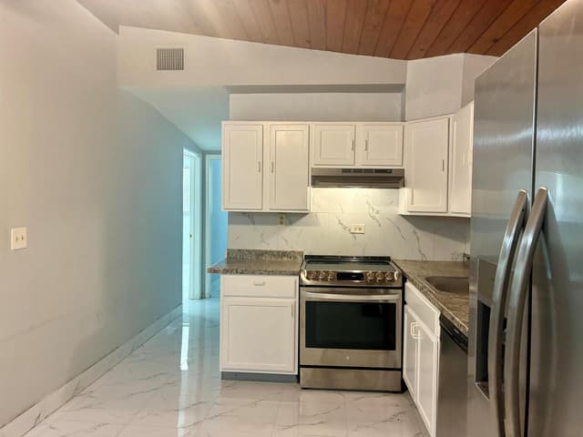 3630 SW 46th Avenue, West Park FL 33023 - West Park, FL - Photo 5