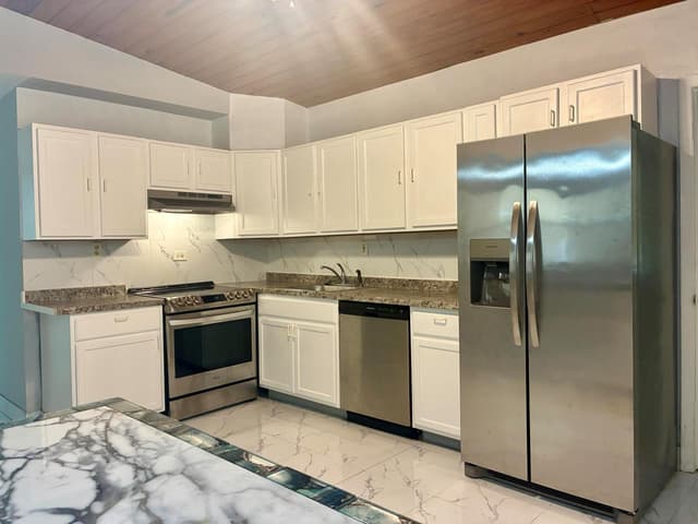 3630 SW 46th Avenue, West Park FL 33023 - West Park, FL - Photo 4