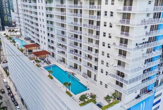 1200 Brickell Bay Dr # 3318, Miami FL 33131