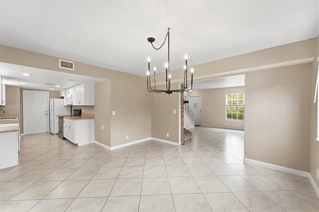 16317 Glasgow Drive E, FL 33470 - Photo 7