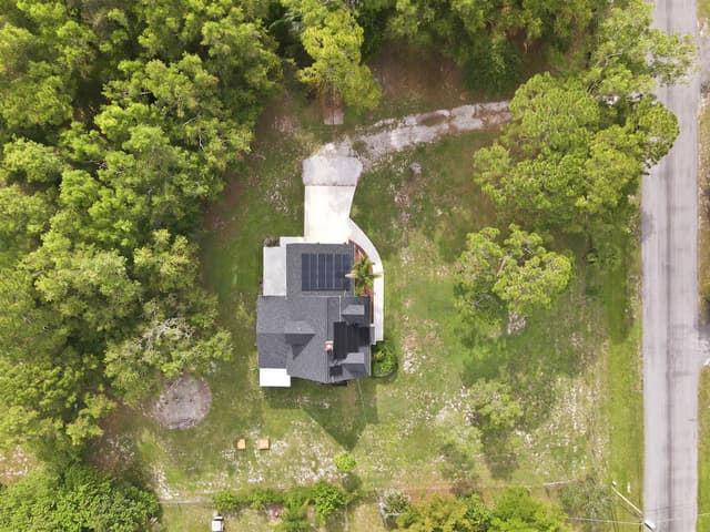 16317 Glasgow Drive E, FL 33470 - Photo 4