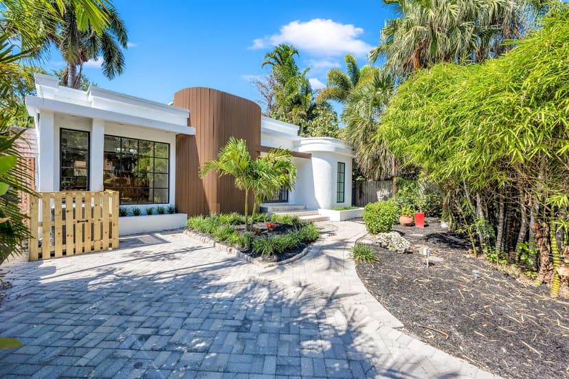 1413 NE 4th Court, Fort Lauderdale FL 33301