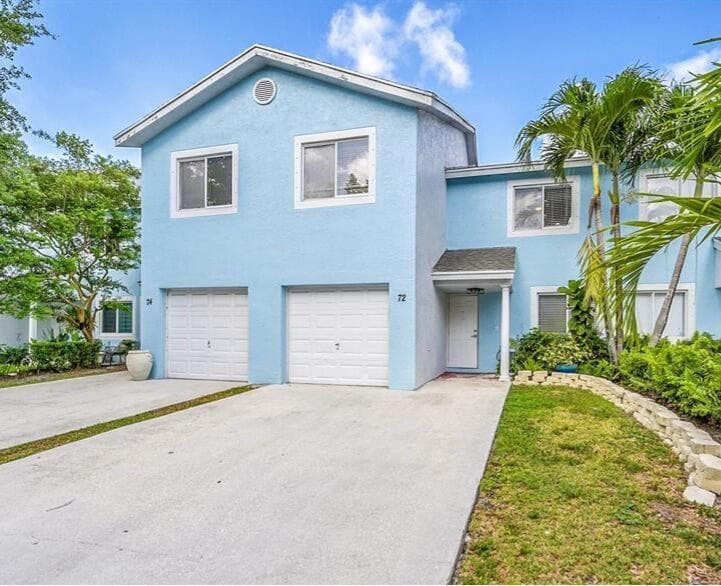 72 Fairway Lane, Royal Palm Beach FL 33411