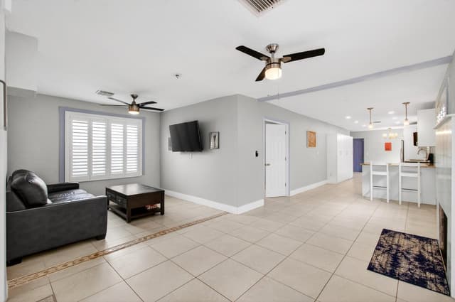 227 N M Street, FL 33460 - Photo 6