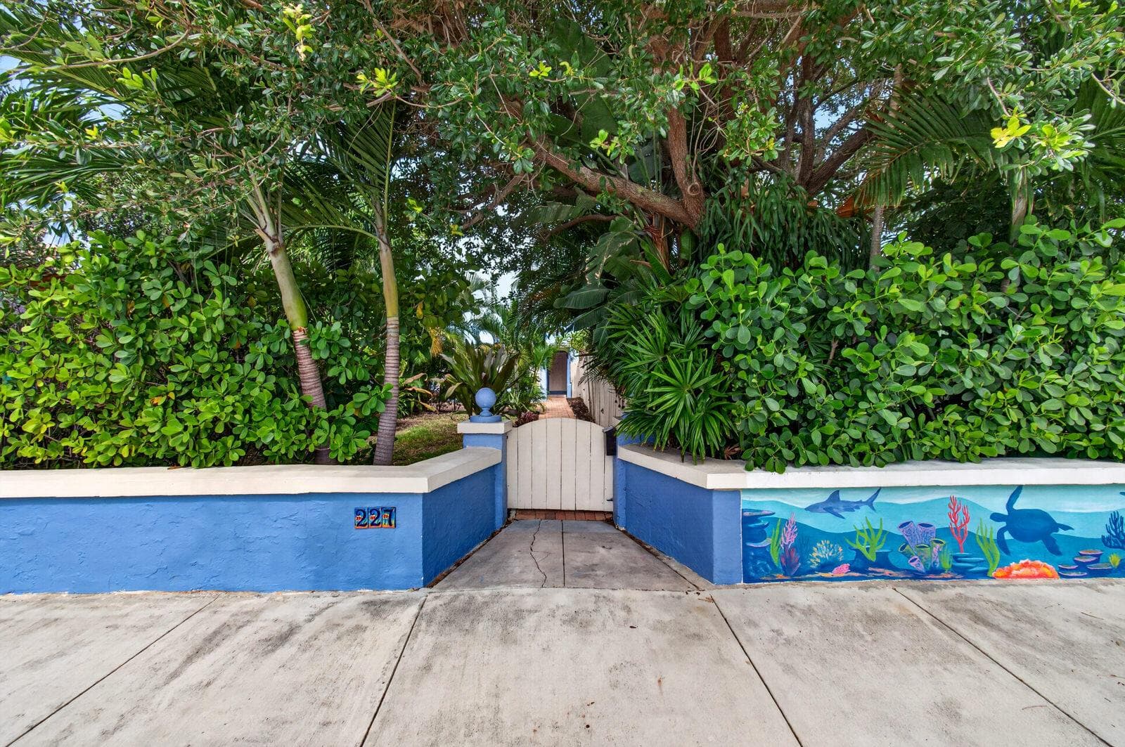 227 N M Street, FL 33460 - Photo 1