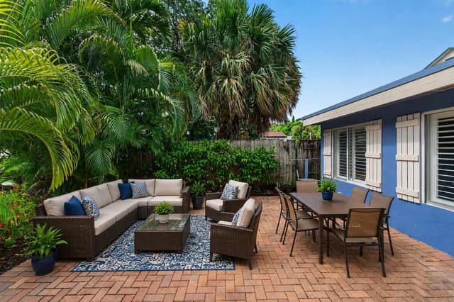 227 N M Street, FL 33460 - Photo 4
