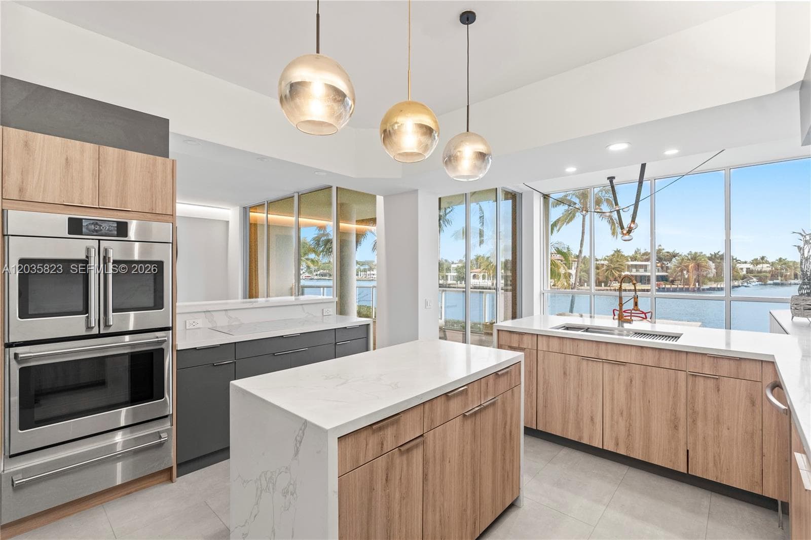 3801 NE 207th St, Aventura FL 33180