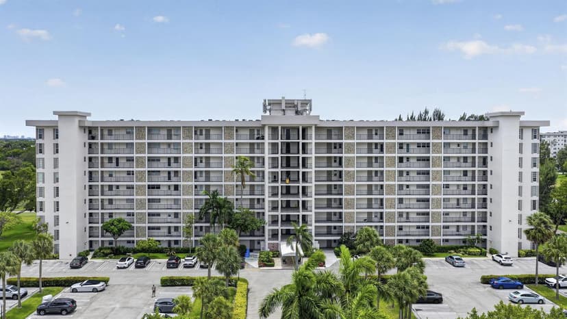 3150 N Palm Aire Drive # 108, Pompano Beach FL 33069