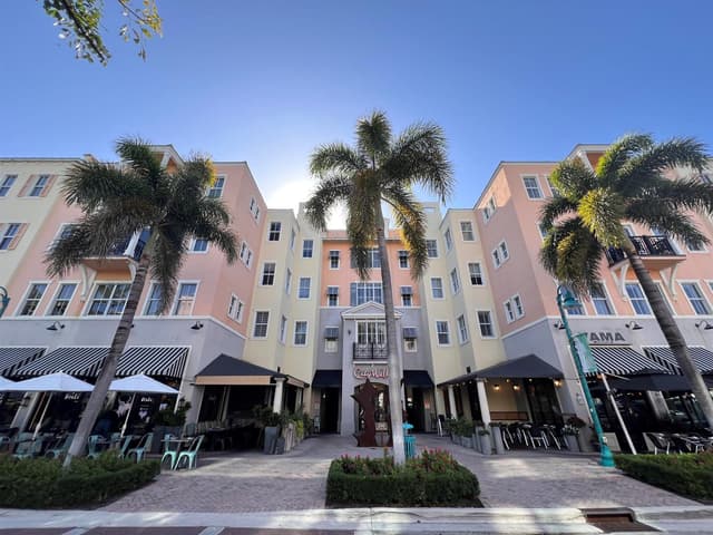 200 NE 2nd Avenue # 316, Delray Beach FL 33444 - Delray Beach, FL - Photo 2