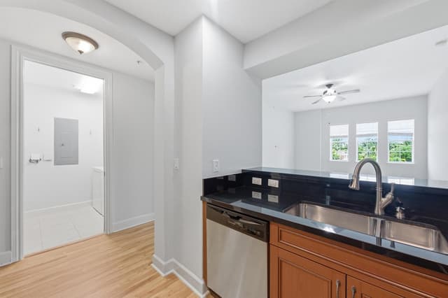 200 NE 2nd Avenue # 316, Delray Beach FL 33444 - Delray Beach, FL - Photo 6