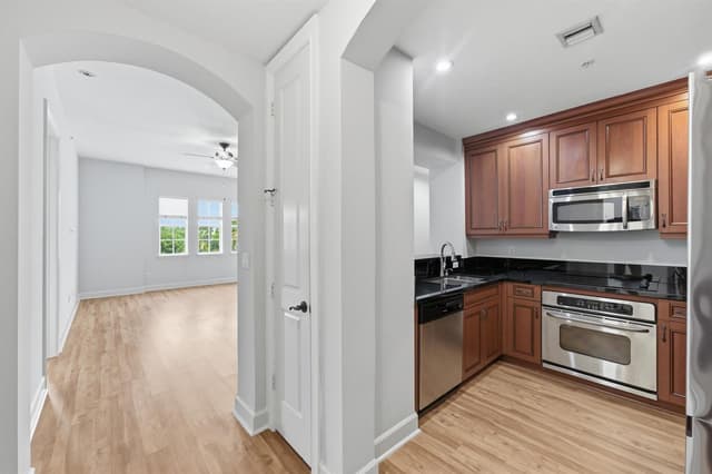 200 NE 2nd Avenue # 316, Delray Beach FL 33444 - Delray Beach, FL - Photo 3